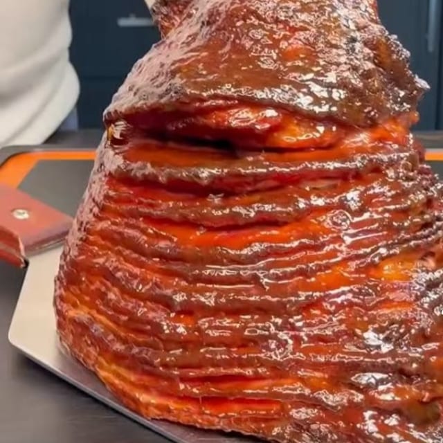 SMOKED or BAKED GLAZED SPIRAL HAM.